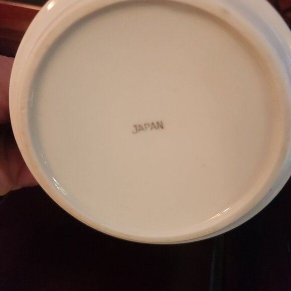 Rare Find Vintage Hand Painted Ceramic Teapot Countryside Theme Farmhouse - Picture 13 of 13